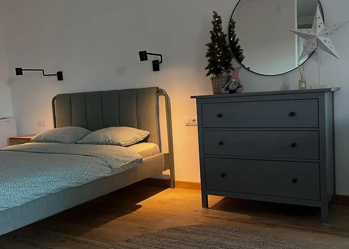 Apartamento Airport Gate 25 *