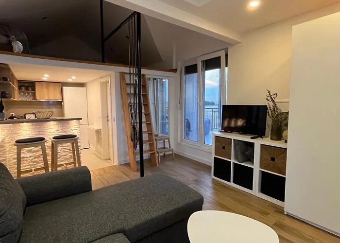 Appartamento Airport Gate 25 *